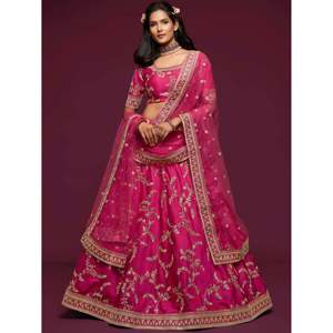 Lehenga Choli de mariage en soie brodée taille plus en rose - Product Image 3