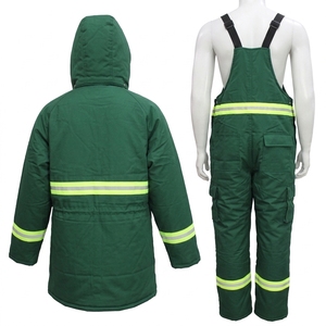 Uniforme de sauvetage personnalisé pour pompiers avec bandes réfléchissantes, veste de travail de protection et pantalon à bretelles, vêtements de sécurité personnalisés - Product Image 4