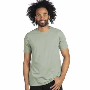T-shirt pour homme confortable et solide, conçu avec un tissu aérien et lisse et une coupe simple et élégante, idéal pour les tenues quotidiennes et les sorties du week-end. - Product Image 1