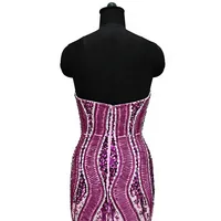 Robe de soirée sirène de luxe ombrée rose et violette, bustier, corset, richement ornée de sequins, avec fente haute