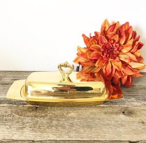 Beurrier de style vintage avec couvercle et plateau pour une présentation élégante de la table, idéal pour la cuisine et la restauration (maison, hôtel) - Product Image 4