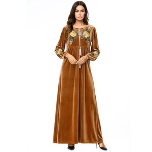 Abaya de Terciopelo Larga y Ligera para Mujer, Talla Grande, Transpirable, con Bordado Floral en el Cuello, para Uso Diario, Otoño - Product Image 5