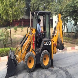รถตัก JCB 1CX ระดับมืออาชีพ อุปกรณ์งานหนัก เหมาะสำหรับงานขุด ตัก และโครงการก่อสร้าง - Product Image 2