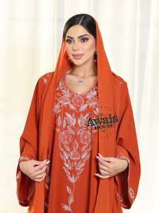 Abaya pour femmes adultes en polyester brodé orange, col cœur, manches longues, longueur au sol, motif uni, style Moyen-Orient - Product Image 5