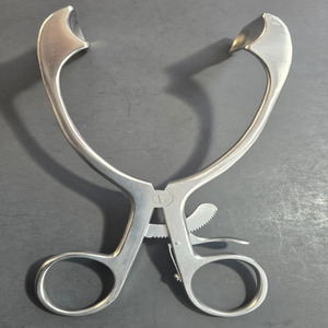 Jamso Industries Barr เครื่องดึงทวารหนักขนาด6.75นิ้วพร้อมเครื่องมือผ่าตัดแบบวงล้อ - Product Image 4
