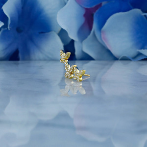 Pendientes de Oro Amarillo con Mariposa y Diamantes Cultivados en Laboratorio - Product Image 4