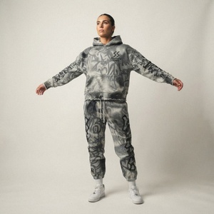 Ensemble de survêtement court en coton imprimé graphique pour homme, style Y2K streetwear, coupe ample, molleton épais, sweat à capuche zippé court et pantalon de survêtement, logo personnalisé - Product Image 1
