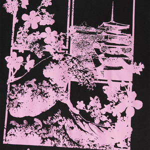 Ensemble de t-shirts noirs pour hommes avec imprimé fleurs de cerisier roses, col rond, vêtements décontractés d'été, tissu tricoté respirant, shorts inclus - Product Image 3