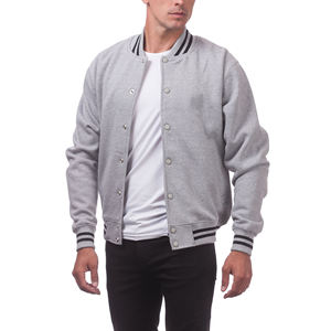 Chaqueta Universitaria de Béisbol Varsity de Alta Calidad Hecha a Mano, Chaqueta Varsity Roja con Mangas de Cuero para Hombre - Product Image 2