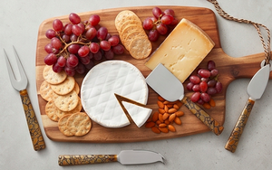 Stainless Steel Tabletop <b>Cheese</b> <b>Knife</b> <b>Set</b> With Patterned Handles Ideal For Butter Spreading Elegant Dining And Serving Use - Product Image 6