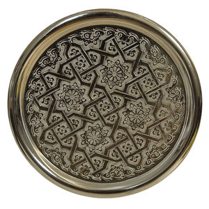 Bandeja de servir de cobre estilo marroquí hecha a mano con asas de latón, plato decorativo redondo de metal martillado a mano para el hogar y la cocina. - Product Image 3