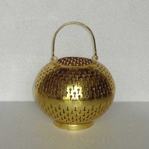 Farolillo de cobre metálico con forma de globo esférico, perforado con puntos, asa de alambre recortada, decoración para centro de mesa - Product Image 6