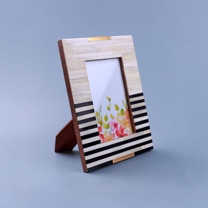 FAIZA CRAFT - Marco de Fotos Vertical Cuadrado Hecho a Mano con Incrustaciones de MDF y Hueso, con Impresión UV Personalizada Resistente al Agua, Decoración para el Hogar - Product Image 2