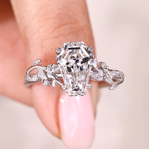 Anillo de Compromiso con Corte Ataúd Inspirado en la Naturaleza, Diamante Cultivado en Laboratorio de 2.10 Quilates, Anillo de Aniversario de Bodas, Chapado en Oro de 14k, Eternidad - Product Image 4