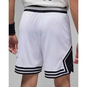 Shorts de sport respirants en maille de qualité supérieure, personnalisables avec logo, pour la gym, le sport, la course et le basketball, shorts décontractés pour hommes - Product Image 3