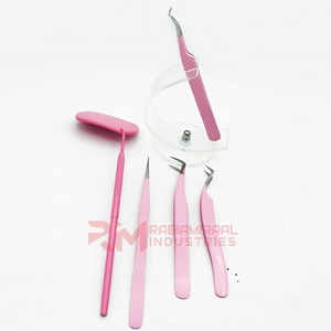 Pince à épiler professionnelle RMI en acier inoxydable, rose poudré, à pointe en fibre, avec poignée diamantée, pour cils - Product Image 5