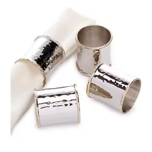 Anneau de serviette en métal de luxe pour l'agencement de table de banquet, la décoration d'événements de mariage et le style de la restauration - Product Image 5