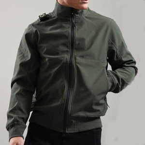 Chaqueta Softshell Verde Oliva para Hombre, Cuello Alto, Cierre de Cremallera, Resistente al Viento, Informal, para Otoño, Corte Regular, Exterior de Poliéster - Product Image 1