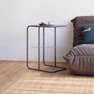 Mesa de Pastelería y Té Blanca Minimalista – Mesa Auxiliar Blanca Compacta para Salones de Té de Lujo y Cafeterías de Panadería de Boutique - Product Image 4