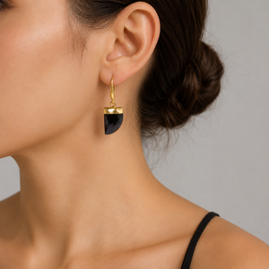 Pendientes de Plata de Ley 925 con Baño de Oro de 18K, con Ónix Negro de 36-37mm en Forma de Cuerno y Alambre para la Oreja - Product Image 4