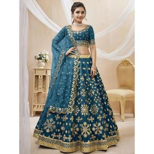Hermoso Lehenga Choli de Seda con Trabajo de Espejo Azul, Semi-Cosido, para Bodas, de Zeel Clothing - Product Image 1