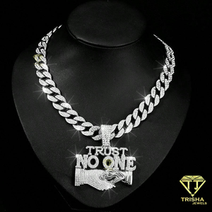 Collar de Moda Hip Hop de Lujo con Colgante de la Marca Designer Trust No One Word, con Piedras de Moissanita en Plata de Ley 925 - Product Image 4
