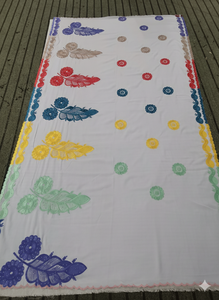 Châles en dentelle florale en polyester AHE Textiles pour femmes, brodés de strass, doux, légers et respirants pour usage quotidien en extérieur - Product Image 4