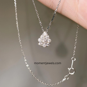 สร้อยคอจี้โมอิสซาไนต์สีทองคำขาวพร้อมจี้แบบคลัสเตอร์สำหรับผู้หญิงเป็นของขวัญ - Product Image 4