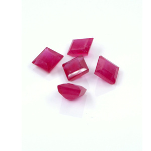 Rubis naturels de Bangkok, carrés calibrés de 9 mm, pierres précieuses de rubis naturelles facettées, prêtes à l'emploi pour la fabrication de bijoux - Product Image 4