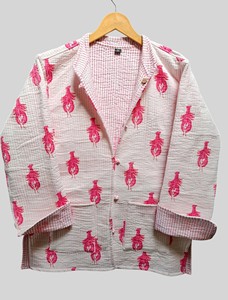 Chaqueta Acolchada Vintage para Mujer Talla Grande, Diseño Floral Morado, Cuello con Muescas, Manga Larga, Estilo Casual - Product Image 6