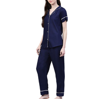Setelan Piyama Wanita Dua Potong Bahan Satin Sutra Lembut Termal dengan Logo di Depan