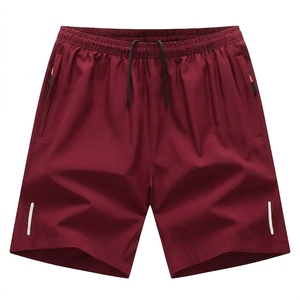 Shorts de sport d'été pour hommes, respirants, en soie glacée, séchage rapide, coupe capri, grande taille, amples, décontractés, mi-longs, pour la course et le fitness - Product Image 3