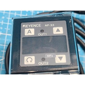 Sensor de Presión Digital KEYENCE AP-33 Usado Como Está, Piezas de Equipos de Semiconductores Legados - Product Image 2