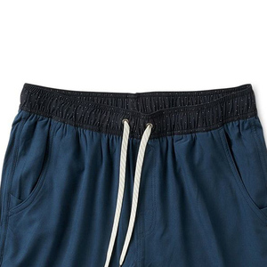 Shorts Bermuda Homme Bleu Marine Uni en Polyester/Coton, Taille Mi-Haute, Fermeture Élastique, Style Sportif, Séchage Rapide, Infroissable, Écologique - Product Image 6