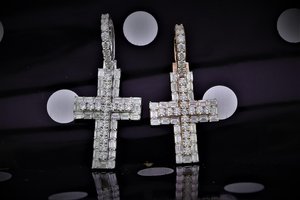 <b>Emerald</b> VVS Moissanite Jesus Cross Christian Religious Faith Luxury Gold Plated 925 Silver <b>Pendant</b> for Women Men - Product Image 4