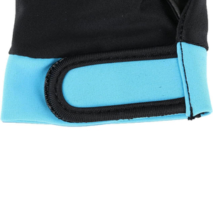 Three Finger Snooker Gloves Nylon Spandex Blend Breathable Open Thumb Index Design Pool Cue - Product Image 5