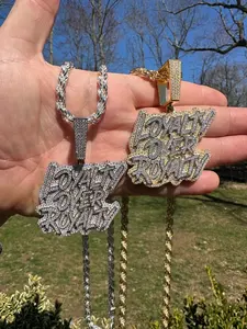 จี้เพชรโมอิสซาไนต์แท้สำหรับผู้หญิง ตัวเรือนเงิน/ทอง ทรงกลมเจียระไนแบบบริลเลียนท์ รุ่น LOYALTY Over ROYALTY สไตล์ฮิปฮอป - Product Image 3