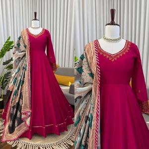 Robe de mariée artisanale moderne ethnique en faux georgette à sequins, avec dupatta en dentelle sur quatre côtés, taille élastiquée, infroissable et à séchage rapide - Product Image 4