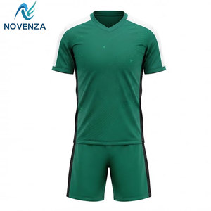 Uniforme de Fútbol Deportivo, Tela Ligera y Transpirable de Poliéster, Diseño Cómodo, Perfecto para Jugar al Aire Libre Diariamente - Product Image 1