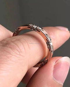 แหวนเงินแท้ประดับมอสซาไนต์ทรงมินิมอลสำหรับผู้หญิง แหวนแต่งงาน แหวนหมั้น แหวนคู่รัก - Product Image 1