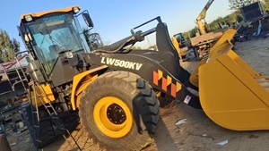 รถตักล้อยางมือสอง LW500KV ZL50G รับน้ำหนักได้ 3 เมตร น้ำหนักบรรทุก 17.2 ตัน ราคาโรงงาน LG956L ZL30G พร้อมเครื่องยนต์ ปั๊ม มอเตอร์ - Product Image 4
