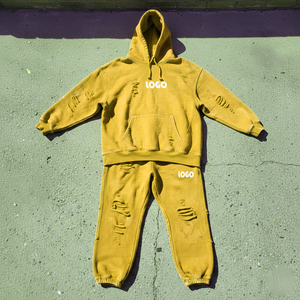 Conjuntos Deportivos Personalizados con Logotipo Bordado en Chenilla para Hombre, Pantalones y Sudadera con Capucha 100% Algodón - Product Image 3