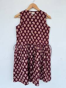 Vestido Mini sin Mangas para Mujer, 100% Algodón, Estampado Floral Color Granate, Cierre de Botones al Frente, Corte en A, Estilo Boho, Ropa de Boutique para Verano - Product Image 3