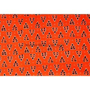 ผ้าฝ้ายออร์แกนิกอินเดียทอมือขายส่ง ผ้าพิมพ์ลายบล็อกด้วยมือแบบ Sanganeri จากเมืองชัยปุระ น้ำหนักเบา เหมาะสำหรับใช้ทำผ้าม่าน กระเป๋า และของตกแต่งบ้าน - Product Image 5