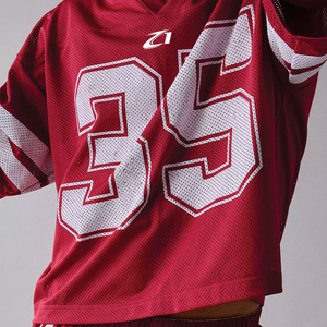 เสื้อฟุตบอลอเมริกันสีแดงแบบกำหนดเองสำหรับผู้ชาย เสื้อทีมกีฬาระบายอากาศ คอวี ชุดฝึกซ้อม เสื้อตาข่าย รับผลิตแบบ OEM ODM - Product Image 3