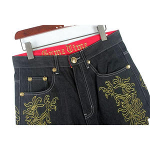 Jean en denim noir pour homme, coupe droite, taille mi-haute, style hip-hop, avec broderie florale dorée - Product Image 4