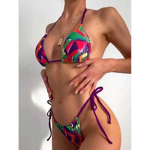 Ensembles de bikinis tendance et très demandés, les plus vendus et uniques dans la catégorie des vêtements de plage. - Product Image 4
