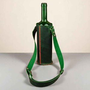 Porte-bouteille de vin en cuir vert gaufré, support simple avec sangle et anneau métallique, 140g - Product Image 5