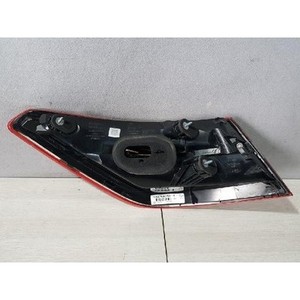 Feu arrière droit d'occasion Classe E A2079060258 - Product Image 4