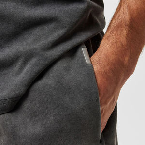 Shorts con Acabado Ácido, Fabricación Personalizada, Shorts Clásicos Lisos, Brillantes, Transpirables, de Secado Rápido, con Logotipo Personalizado, Shorts para Hombre - Product Image 5